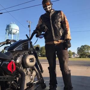 Meet your Posher, Travis